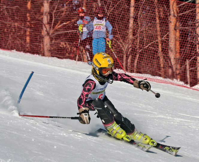 Алтайские горнолыжницы заняли весь пьедестал почёта на летнем первенстве Сибирского федерального округа.