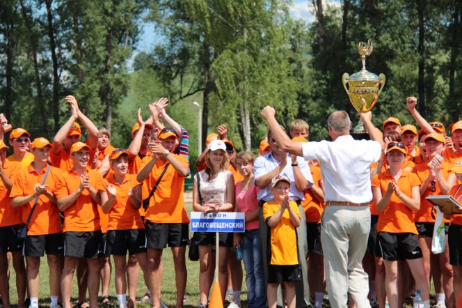 Сборная команда Благовещенского района - победитель ХХХIV летней Олимпиады сельских спортсменов Алтая (таблица).