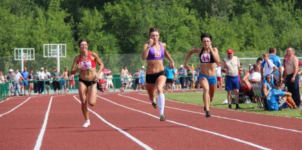 На трижды алтайской земле