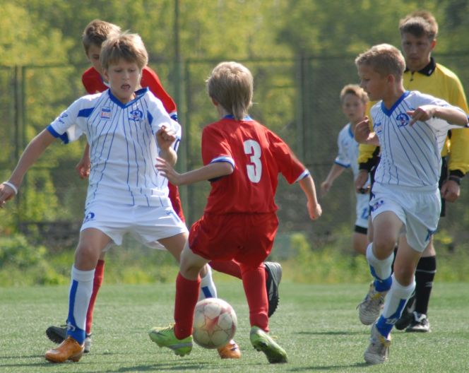 15-20 июля. Барнаул. Стадион СДЮШОР А.Смертина. Окружной финал Всероссийских соревнований "Кожаный мяч".