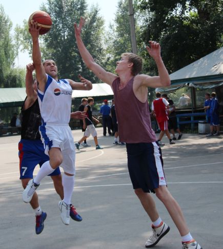 На радость молодым