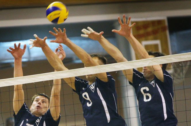 10-11 сентября. Барнаул. С/к "Победа". Товарищеские матчи. "Университет" (Барнаул) - "Иртыш" (Павлодар).