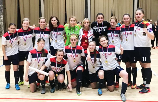«Алтай» выиграл в Кемерове региональный турнир по мини-футболу среди девушек памяти Сергея Прокопьева