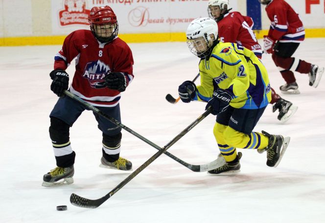 В Барнауле состоялся десятый турнир памяти Алексея Черепанова