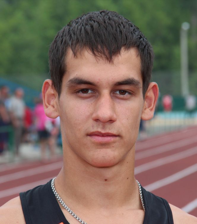 Евгений Кунц финишировал пятым на чемпионате России в беге на 3000 метров и выполнил норматив мастера спорта международного класса