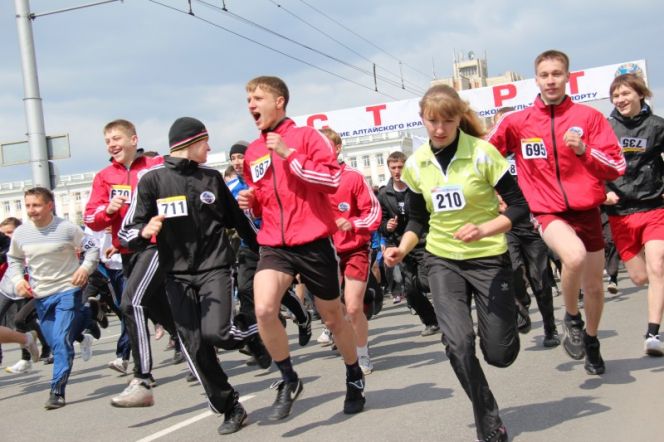 2 октября. Барнаул. Лыжная база "Динамо". Краевой легкоатлетический пробег среди специализированных школ-интернатов.