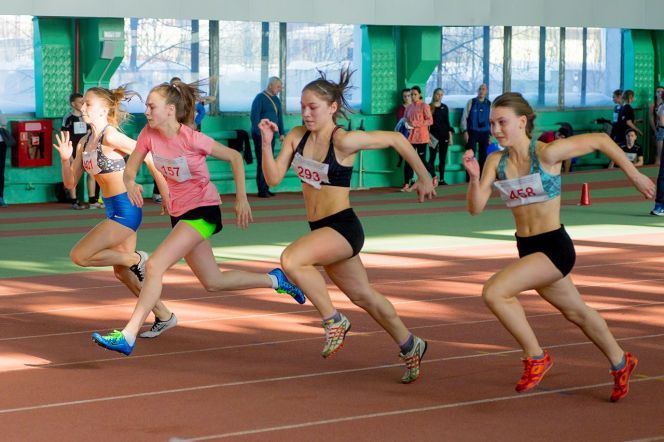 Мамонтовская бегунья Лилия Кайкова первенствовала на «Кубке Зеленцовой» в Омске