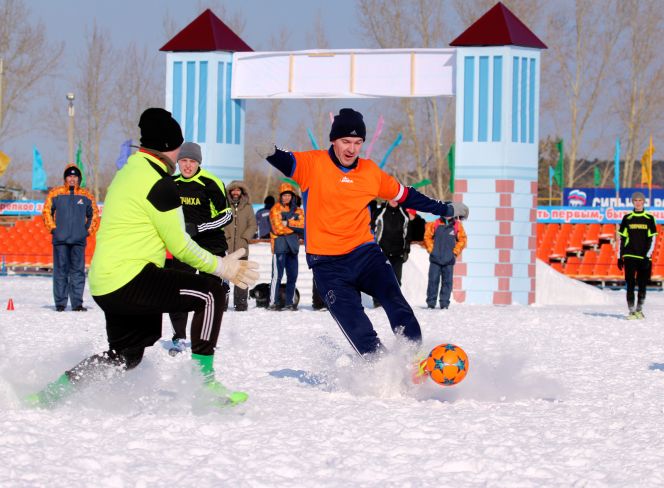 Видео. Капитан сборной Тальменского района по футболу Константин Малютин: «Приехали в Павловск подтвердить статус чемпионов»
