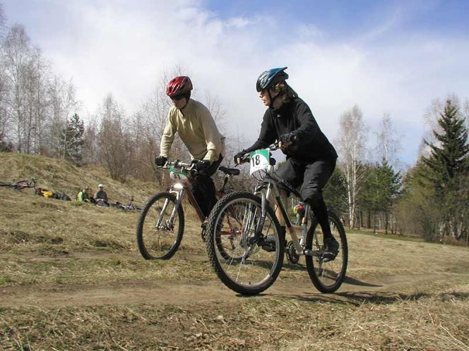 14 октября. Барнаул. Нагорный парк (ВДНХ). Чемпионат Алтайского края по кросс-кантри.