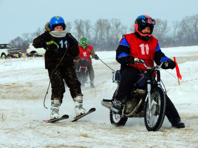 Определились победители XV чемпионата края по гонкам мотолыжных экипажей