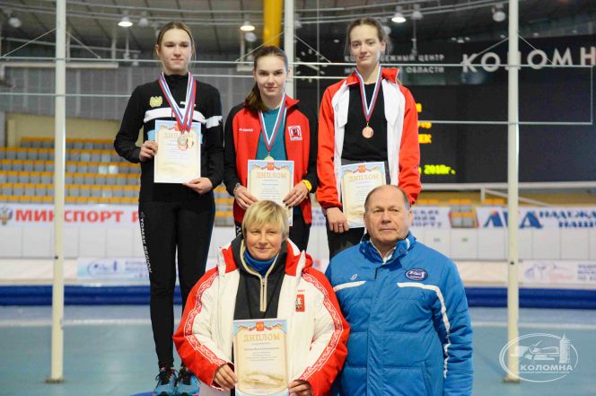 Воспитанница СШОР «Клевченя» Алиса Беккер – бронзовый призёр первенства России на дистанции 3000 м