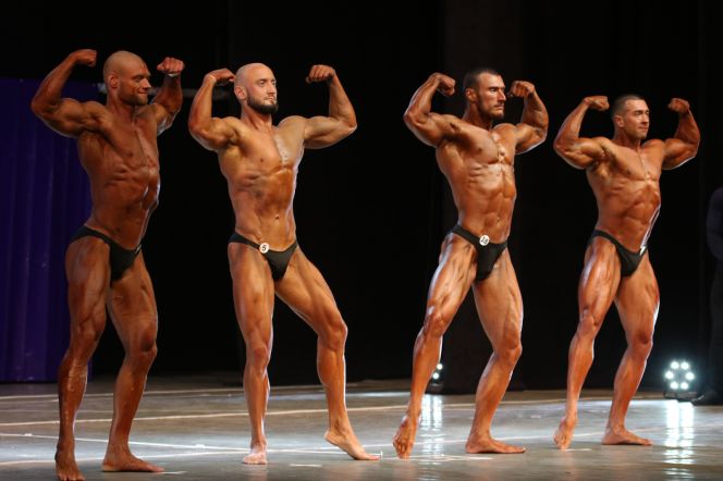 Фоторепортаж с открытого чемпионата края по бодибилдингу