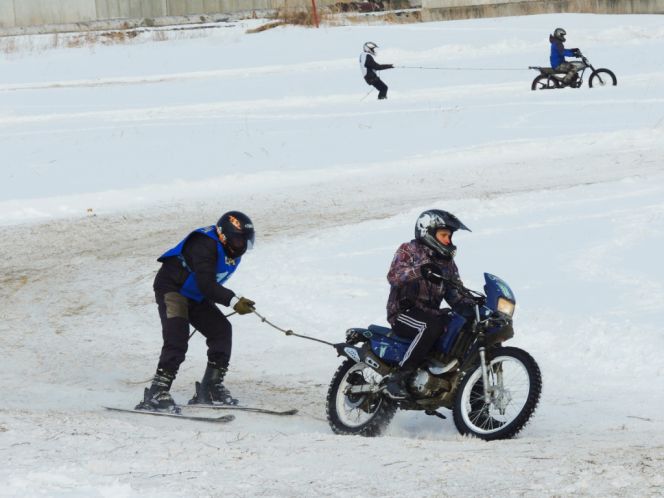 Завершились многоэтапные открытые соревнования «Кубок Барнаула» по гонкам мотолыжных экипажей