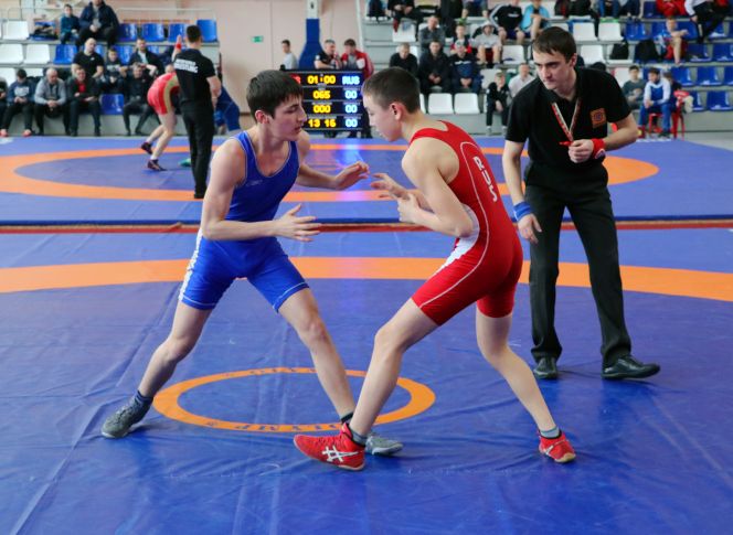 Как в Барнауле проходил Всероссийский юношеский турнир по греко-римской борьбе