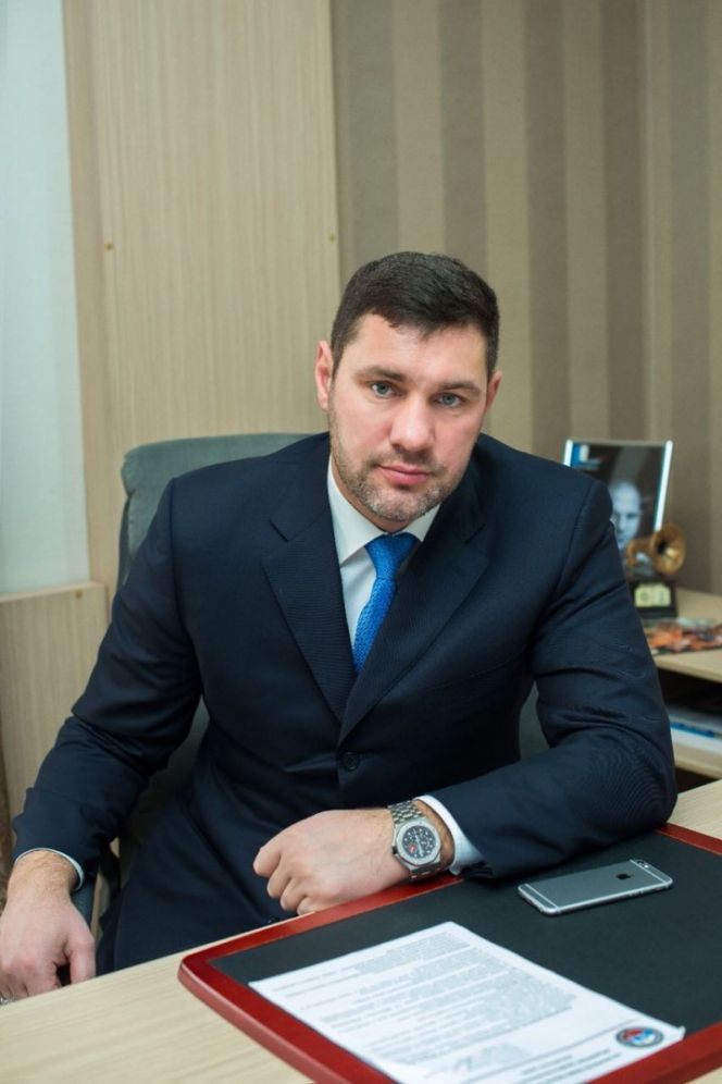 Армен Тоноян