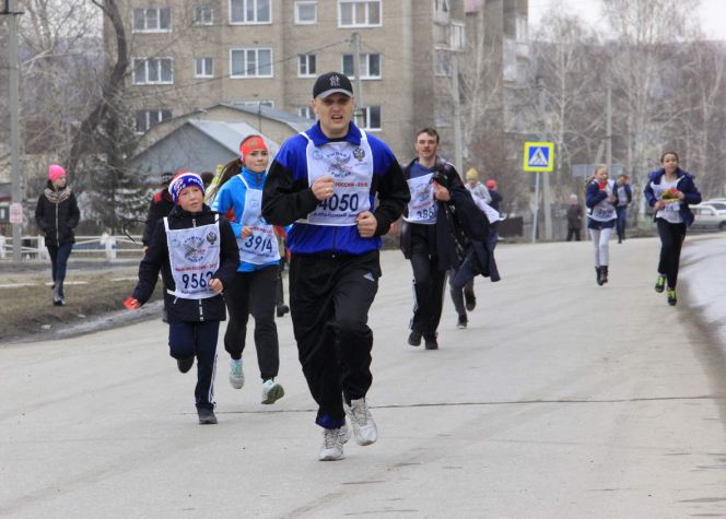 «Утренняя зарядка – зарядка для бодрости!», Змеиногорск, 2018. Фото: Владимир Головчанский