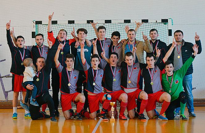 Барнаульский «Атлетик» – обладатель Суперкубка Алтайского края по мини-футболу. Фото: altaifootball.ru