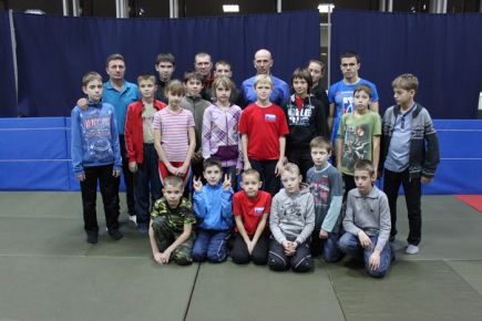 В декабре олимпийский чемпион Сергей Тарасов проведёт для юных биатлонистов Алтая мастер-класс, посвящённый лыжной подготовке.