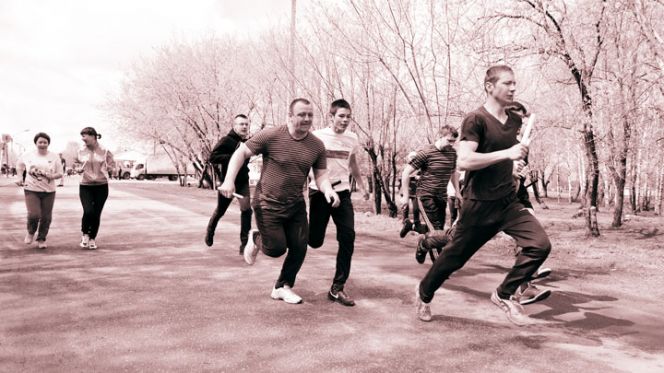 В Калманском районе прошла легкоатлетическая эстафета «Кольцо Победы»