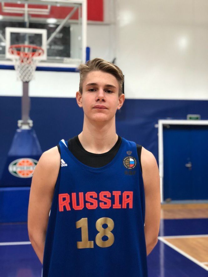 Максим Белошапко