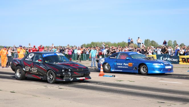 Первый этап чемпионата Сибири и чемпионата Алтайского края по дрэг-рейсингу SMP RDRC – 2018. Аэродром «Панфилово». Фото: Виталий УЛАНОВ