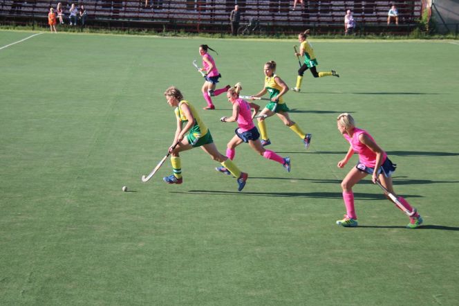 «Коммунальщик» (Барнаул) – «Метрострой» (Санкт-Петербург)