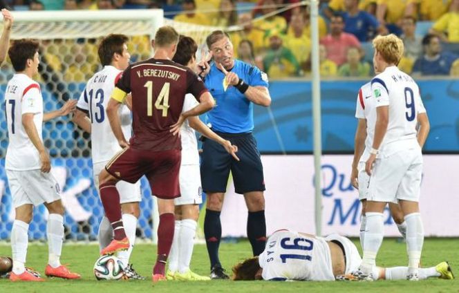 Стал известен арбитр матча-открытия чемпионата мира по футболу между Россией и Саудовской Аравией