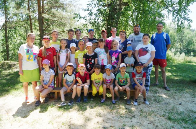 Заслуженный мастер спорта по биатлону Анна Богалий в ДЮСШ Бийского района в селе Лесном 