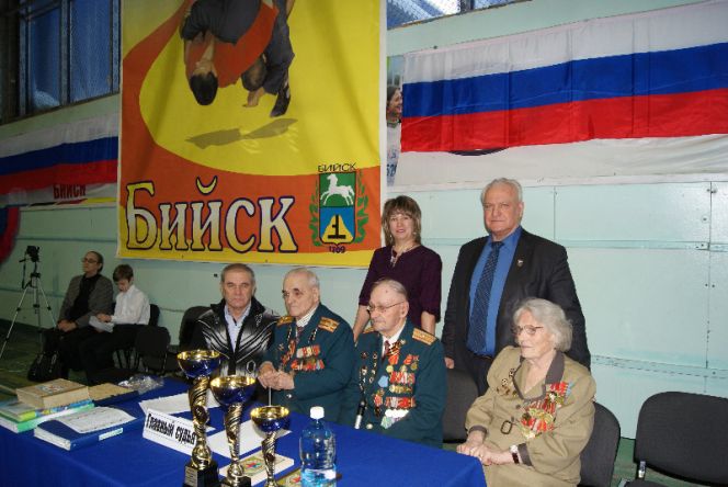 В Бийске прошёл всероссийский турнир на призы полного кавалера ордена Славы Николая Чернышёва.