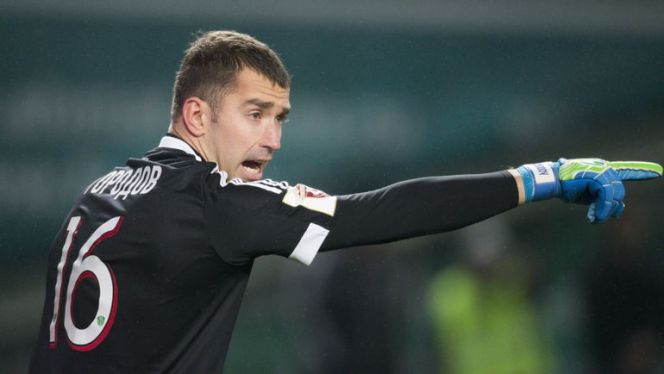 Евгений Городов руководит обороной "Ахмата"