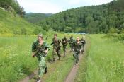 На реке Песчаной проходит Всероссийский туристский слёт военно-патриотических клубов «Алтай-2018»