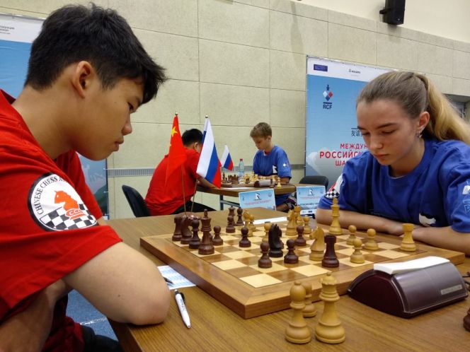 «Матч Дружбы» между юношескими командами России и Китая стартовал в Белокурихе. Фото: Алексей ЯНКИН