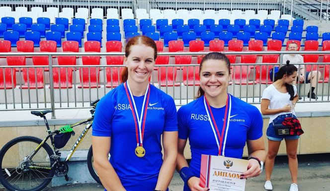 Чемпионат России по гребле на байдарках и каноэ 2018. Ирина Андреева (справа) и Олеся Ромасенко. Фото: Спортивное агентство Алексея Зубакова