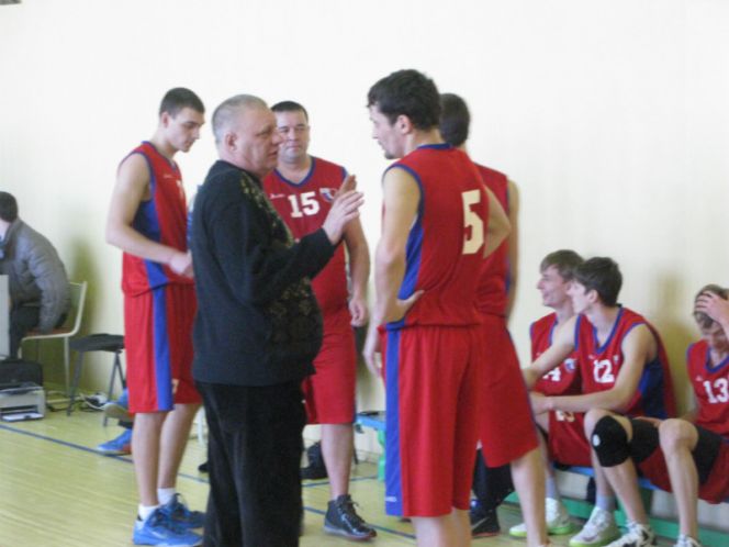 После тура в Новосибирске команда "АлтайБаскет-АлтГПА" возглавила таблицу в сибирском дивизионе первой лиги.