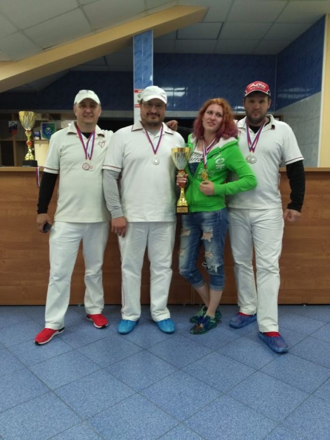 Алтайские лучники с медалями