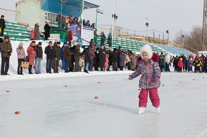 В Барнауле и Рубцовске состоялись всероссийские массовые соревнования «Лёд надежды нашей – 2013».