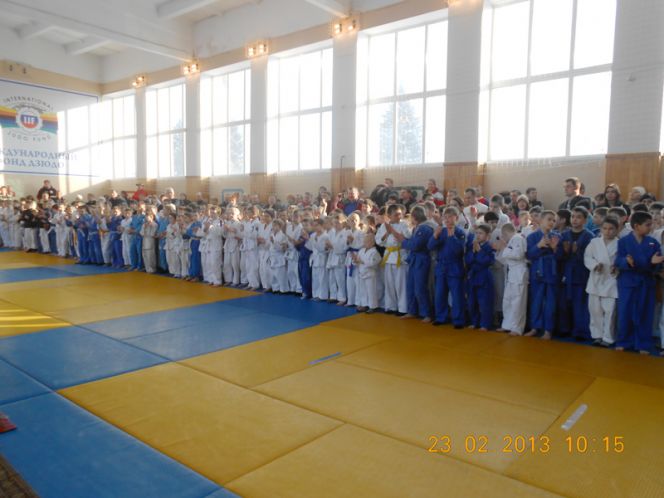 В селе Алтайском состоялся III межрегиональный турнир «Алтайский витязь».