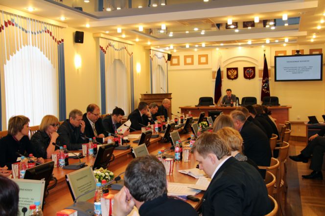 Под руководством заместителя губернатора края Даниила Бессарабова прошло заседание организационного комитета по подготовке и проведению эстафеты олимпийского и паралимпийского огня в Алтайском крае.