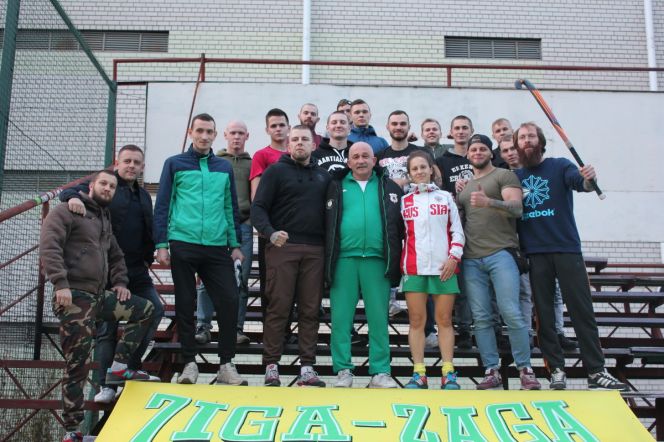 Фанаты «Коммунальщика» попали на трибуну только по окончании матча