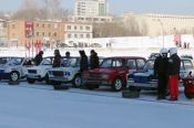Алтайские гонщики заняли третье командное место на Открытом кубке губернатора Новосибирской области по автомобильным гонкам на коротком треке «Вечерние ледовые автогонки» (фото).