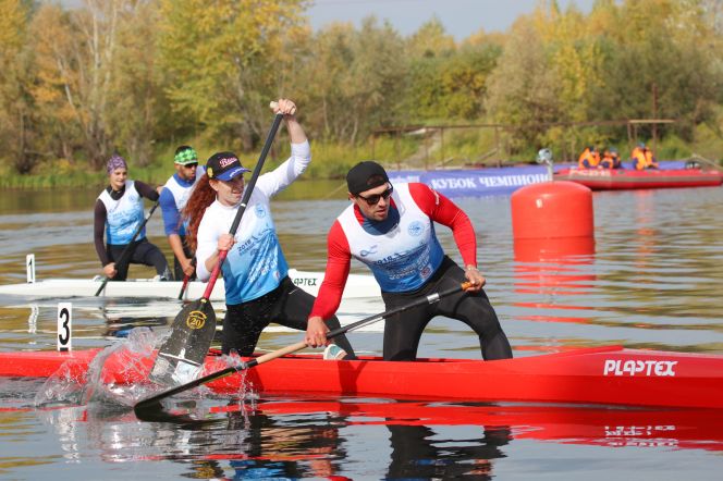 Каноисты Олеся Ромасенко и Андрей Крайтор - победители «Кубка чемпионов» в миксте. Фото: Виталий УЛАНОВ