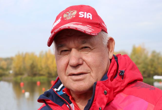 Тренер сборной России по гребле на байдарках и каноэ Яков Костюченко. Фото: Виталий УЛАНОВ