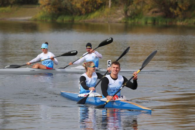 Международные соревнования «Кубок чемпионов - 2018» по гребле на байдарках и каноэ. День первый. Микст. Фото: Виталий УЛАНОВ 