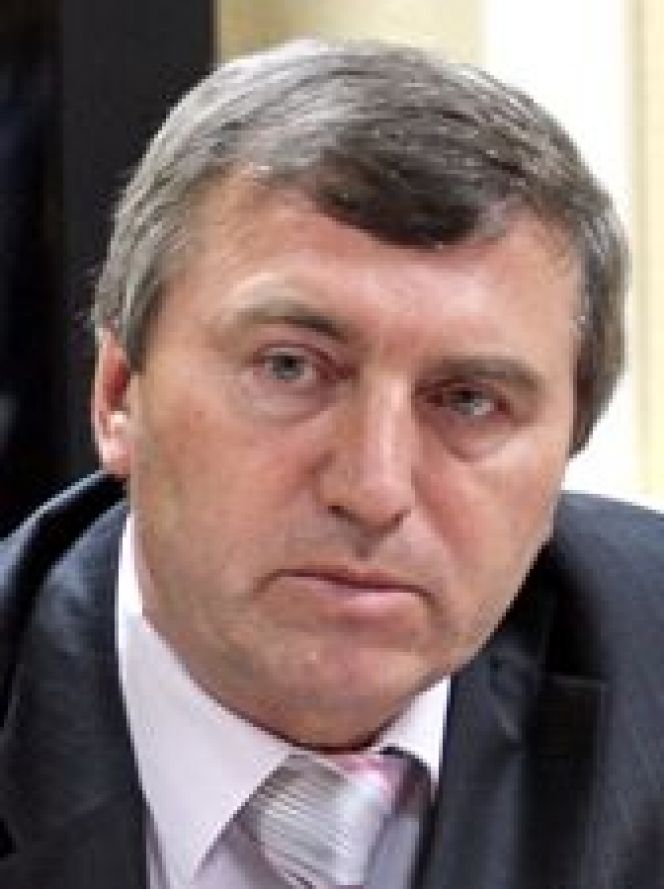 Владимир Альт: До 2013 года планируем построить 18 крупных спортсооружений на сумму около 1,5 млрд. рублей