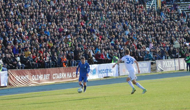 1/16 Кубка России по футболу. «Динамо-Барнаул» – «Оренбург» 0:2. Фото: Виталий УЛАНОВ