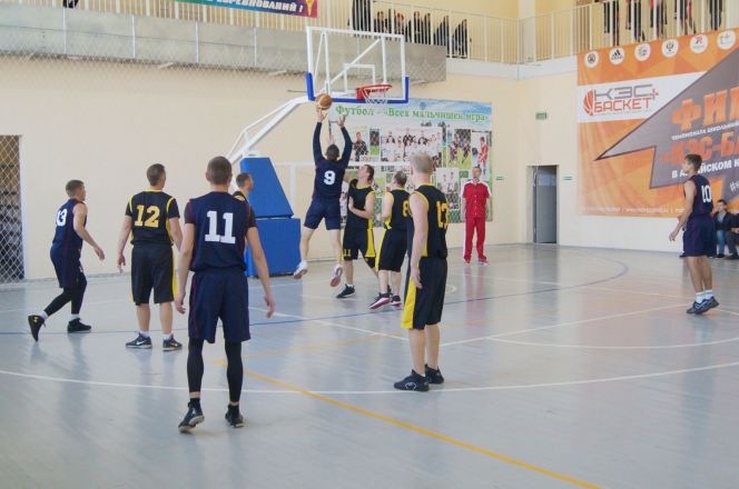 Команда «Алейскзернопродукт» вновь стала чемпионом открытого краевого турнира по баскетболу среди мужских команд памяти Сергея Старовойтова