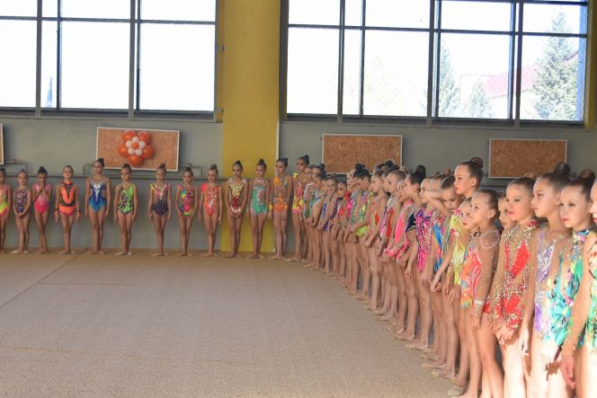 Открытые соревнования на «Призы главы города Бийска» собрали более 200 участниц