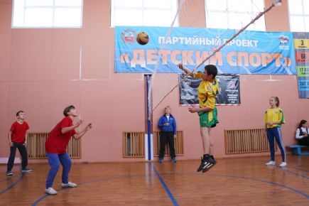 Сергей Шубенков провёл традиционную встречу со школьниками Павловского района. Фото: Виталий УЛАНОВ