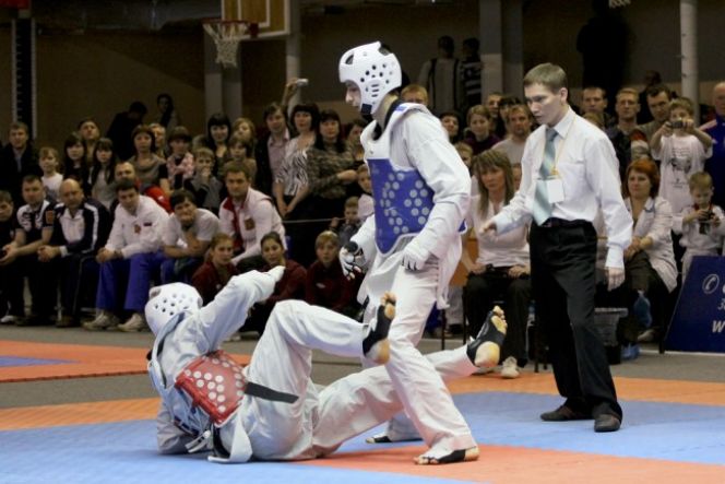 Золотой удар