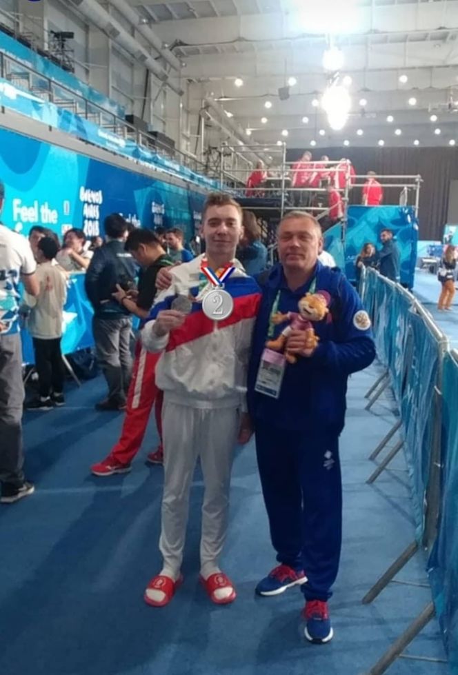 Сергей Найдин со своим тренером Сергеем Степаненко 